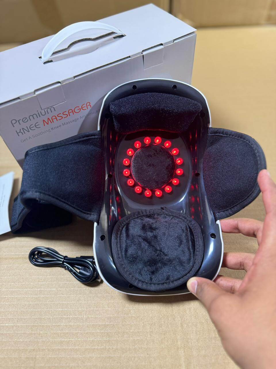 Cordless Smart Knee Massager – Vibration Therapy for Joint Pain Relief